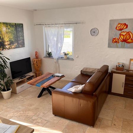4 Sterne Ferienwohnung Stammzeit Nettersheim エクステリア 写真